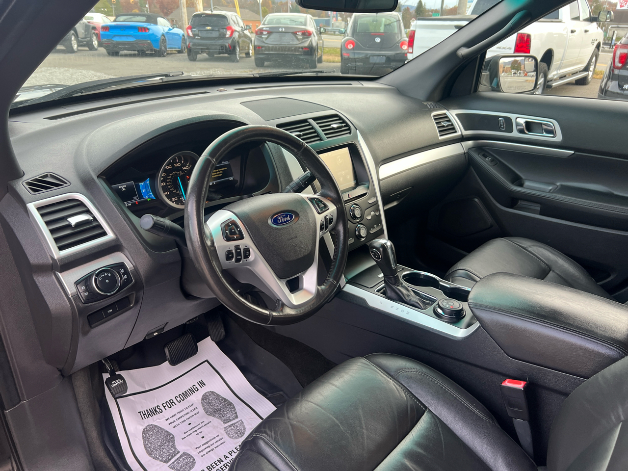 Ford Explorer 4WD 4dr XLT 2015 Ford Explorer 4WD 4dr XLT 2015