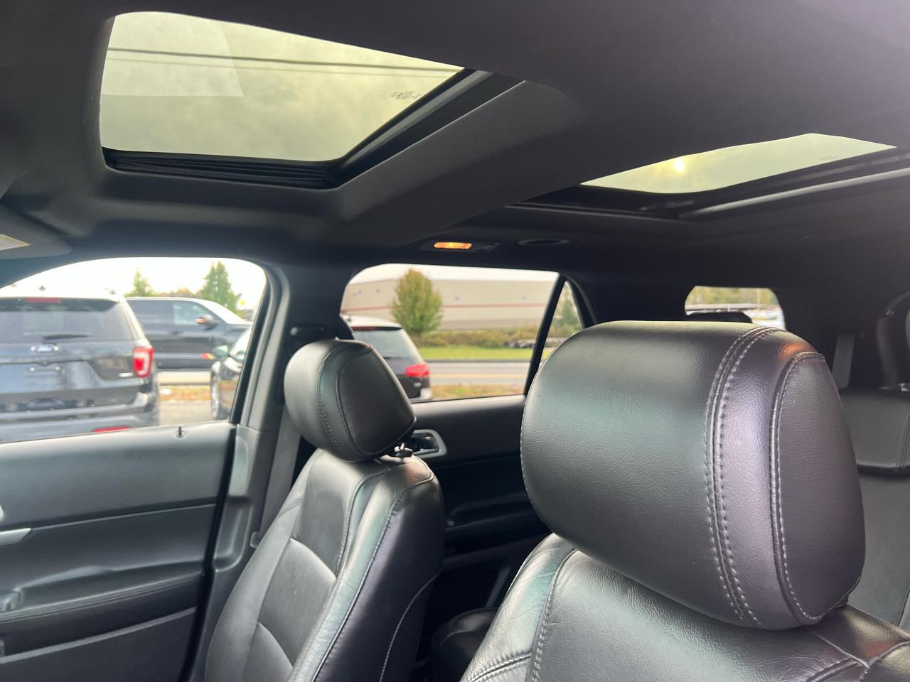Ford Explorer 4WD 4dr XLT 2015 Ford Explorer 4WD 4dr XLT 2015