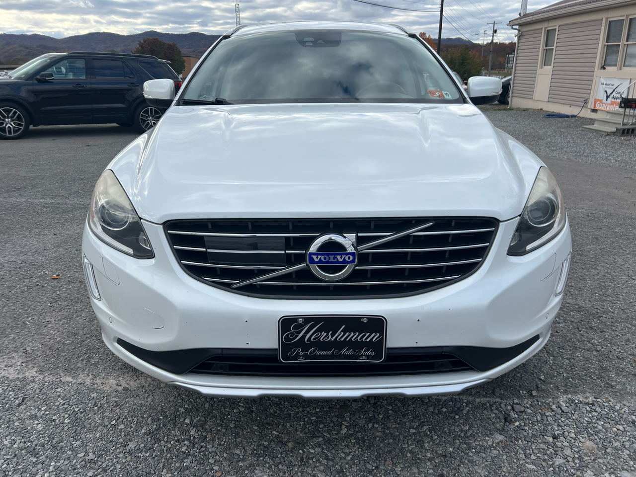 Volvo XC60 AWD 4dr T6 Premier Plus 2015 Volvo XC60 AWD 4dr T6 Premier Plus 2015