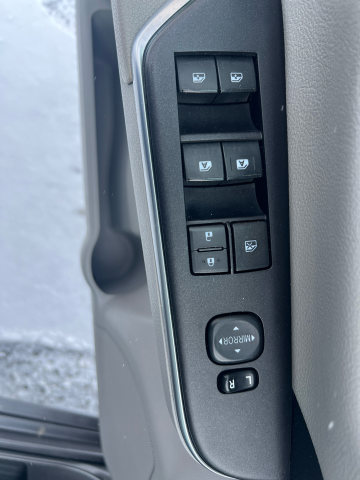 Toyota Camry 4dr Sdn LE Auto 2015