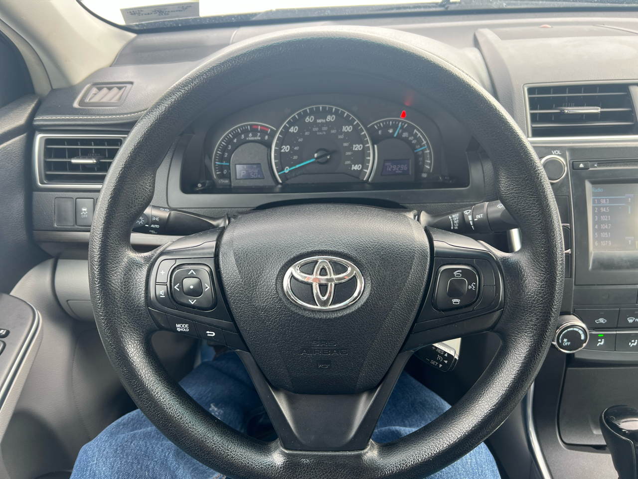 Toyota Camry 4dr Sdn LE Auto 2015