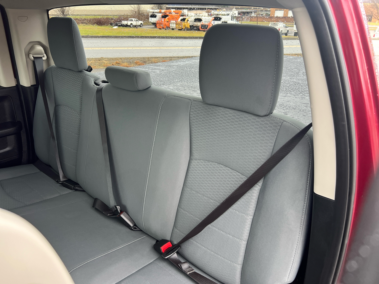 RAM 1500 Express 4x4 Quad Cab 6'4" Box 2018