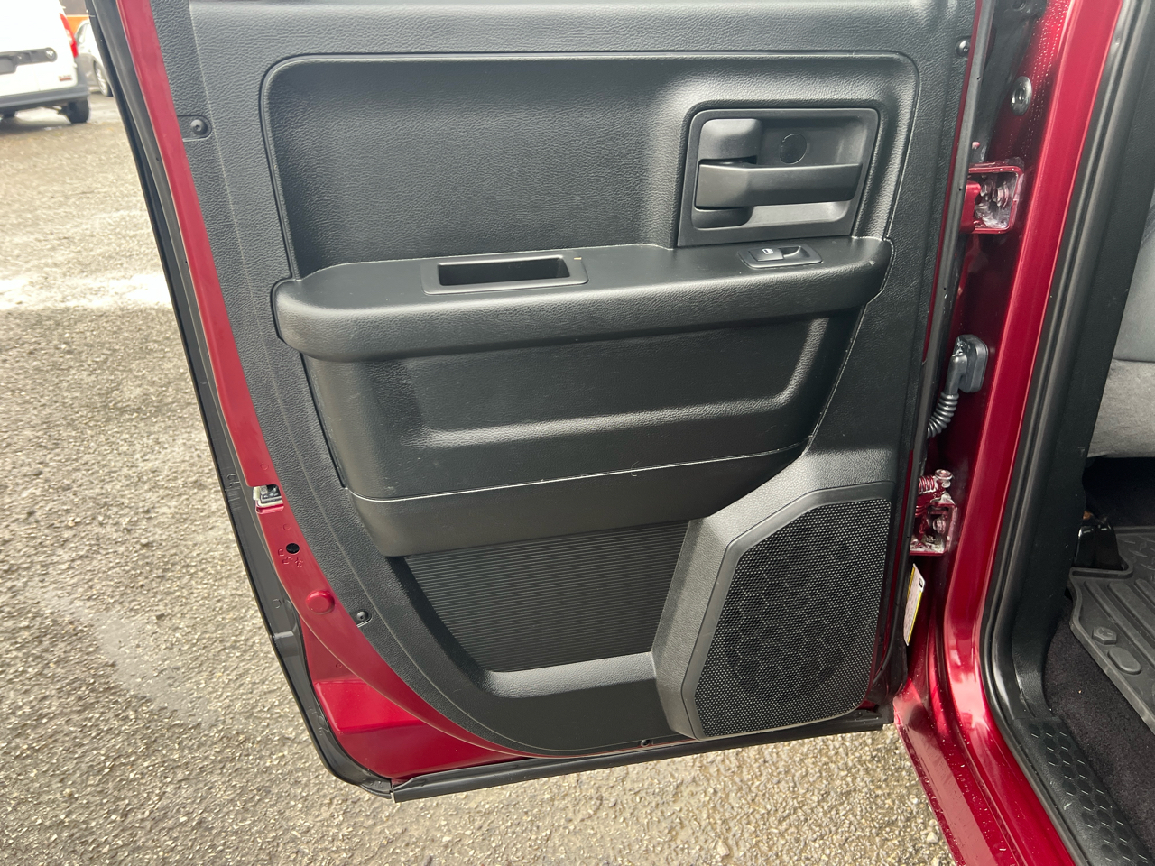 RAM 1500 Express 4x4 Quad Cab 6'4" Box 2018