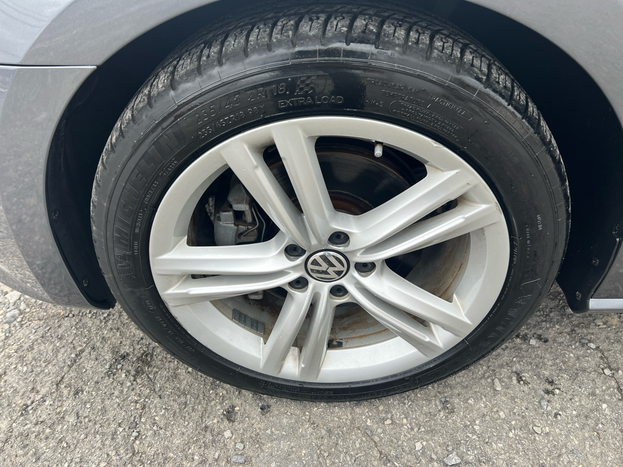 Volkswagen Passat 4dr Sdn 3.6L V6 DSG SE w/Sunroof 2012