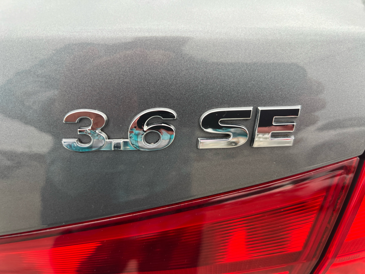 Volkswagen Passat 4dr Sdn 3.6L V6 DSG SE w/Sunroof 2012