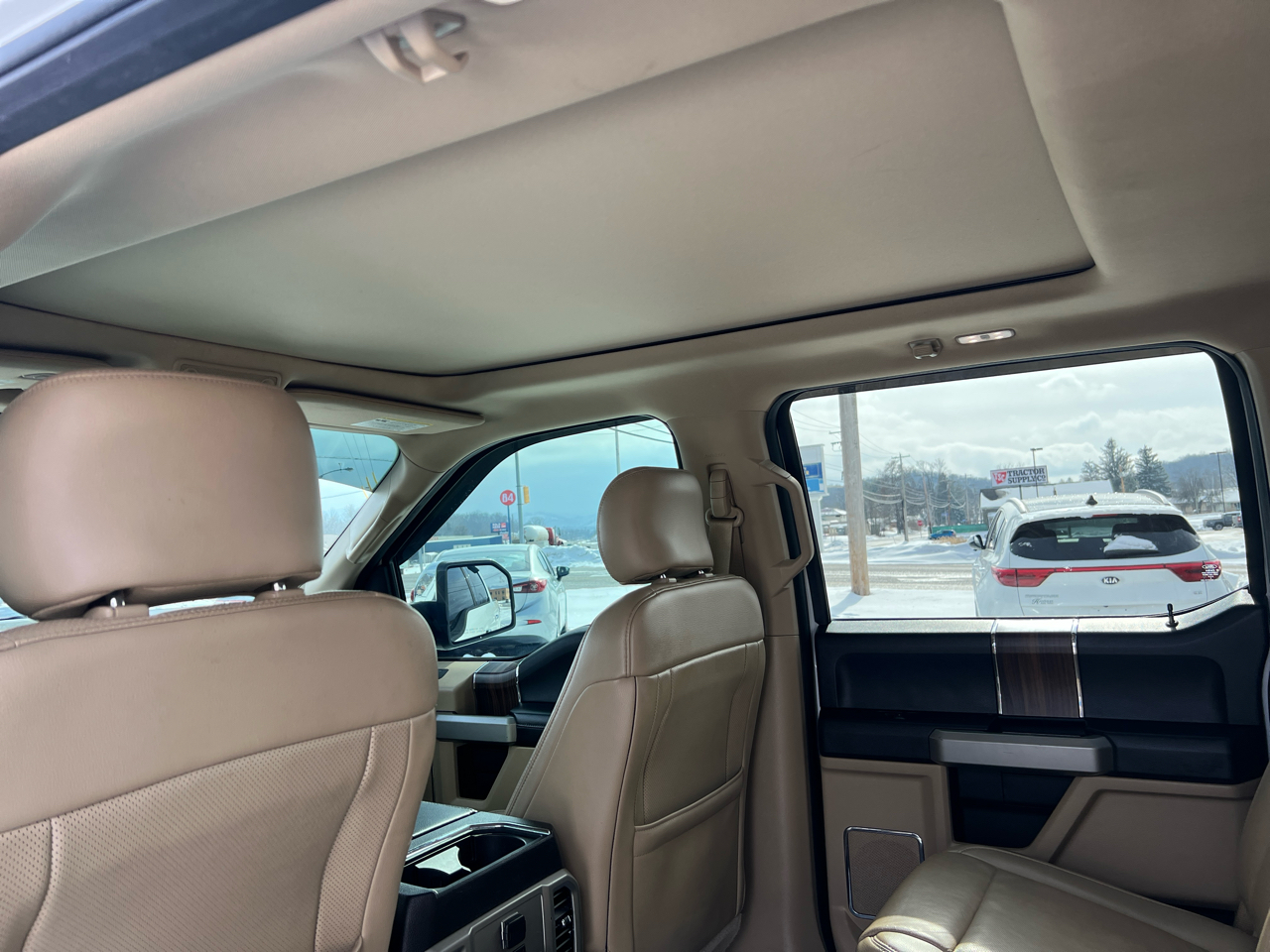 Ford F-150 Lariat 4WD SuperCrew 5.5' Box 2017