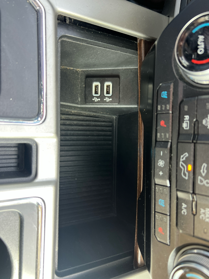 Ford F-150 Lariat 4WD SuperCrew 5.5' Box 2017