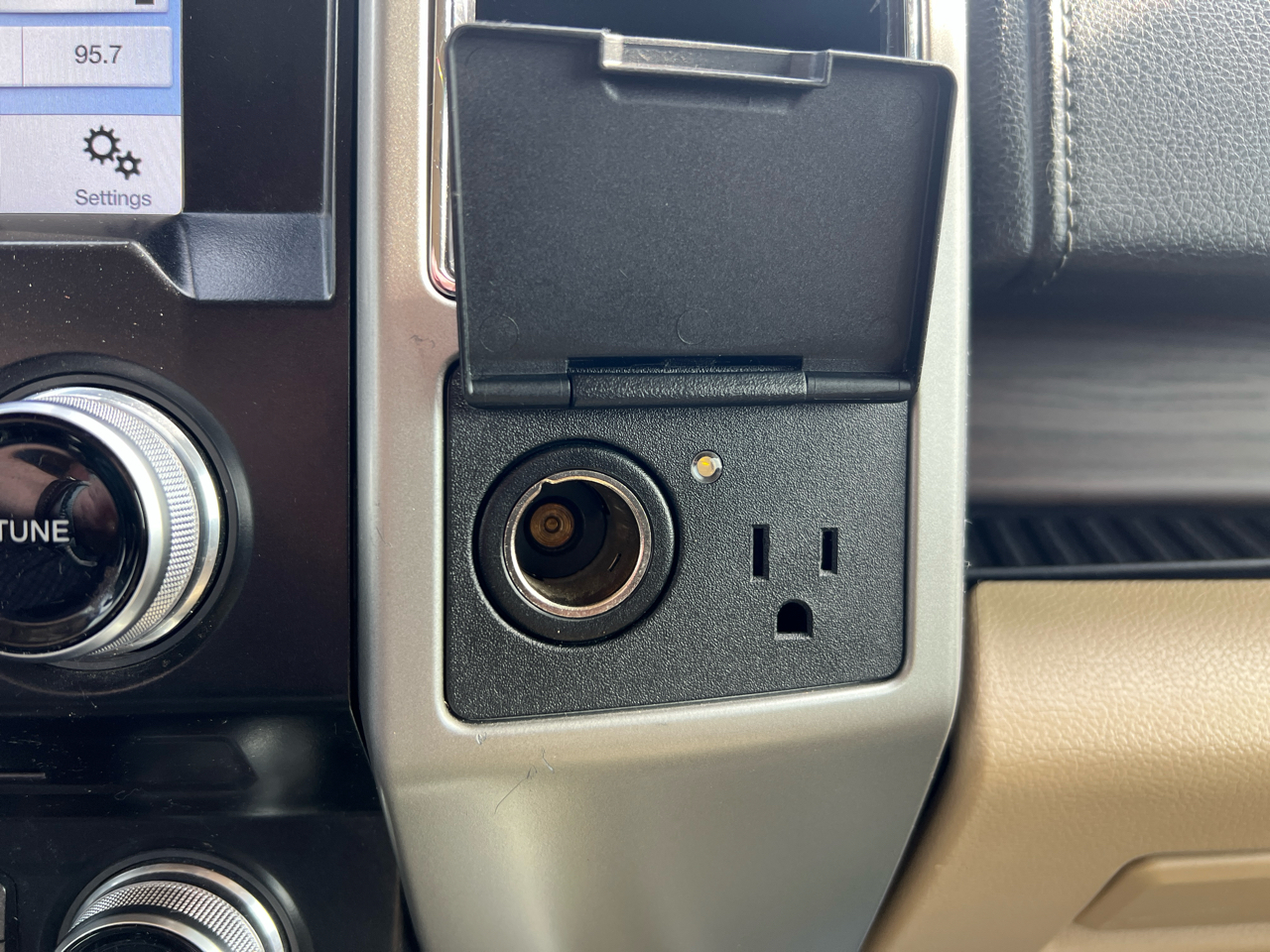 Ford F-150 Lariat 4WD SuperCrew 5.5' Box 2017