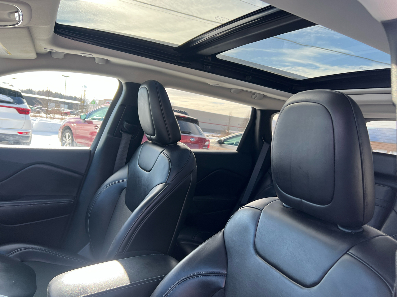 Jeep Cherokee Latitude Plus 4x4 2019