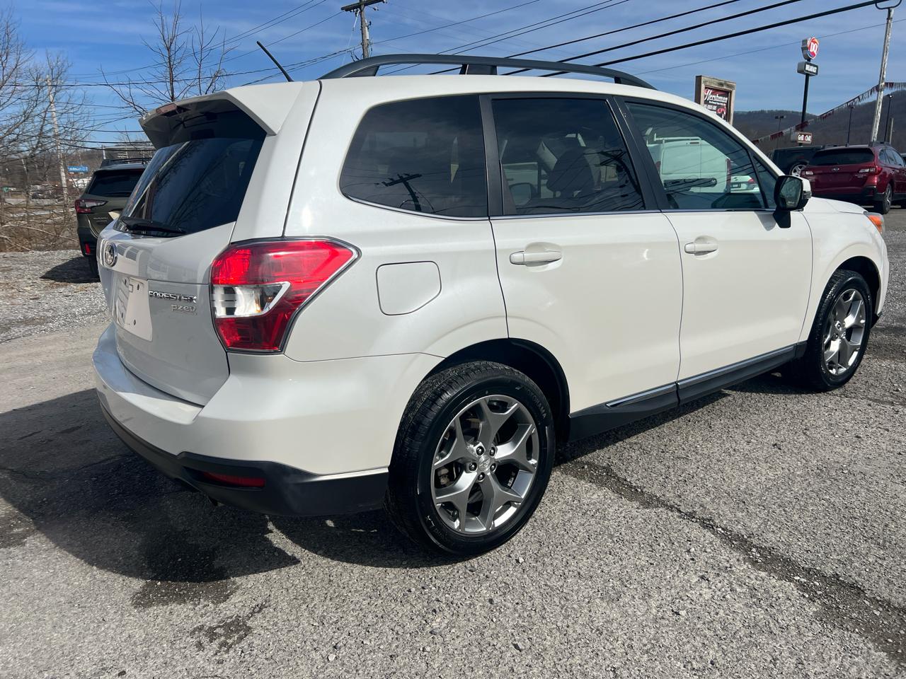 Subaru Forester 4dr CVT 2.5i Touring PZEV 2015