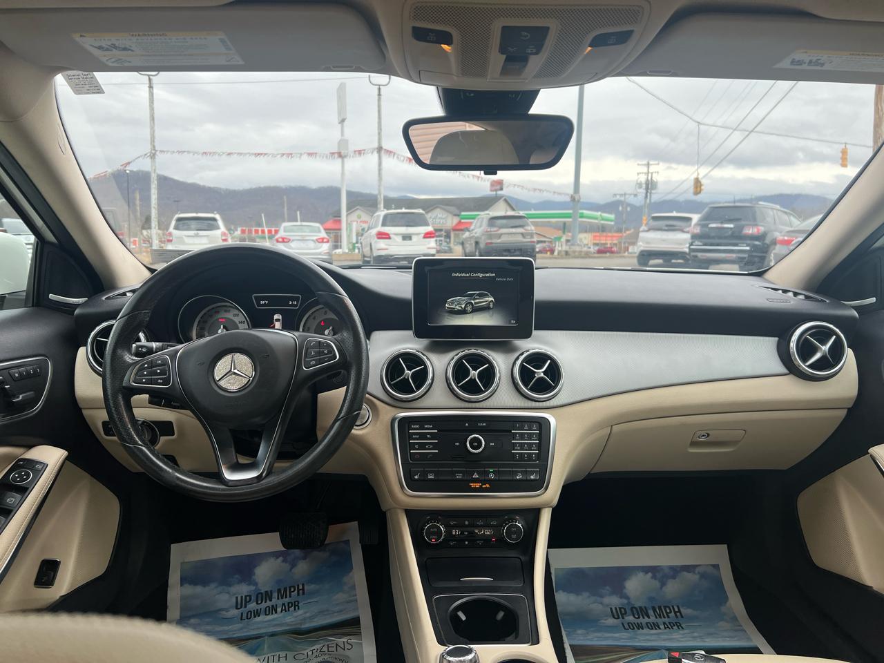 Mercedes-Benz GLA GLA 250 4MATIC SUV 2017