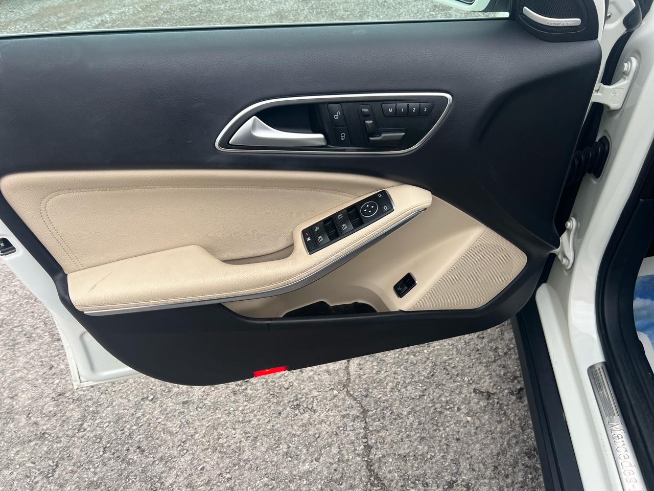 Mercedes-Benz GLA GLA 250 4MATIC SUV 2017