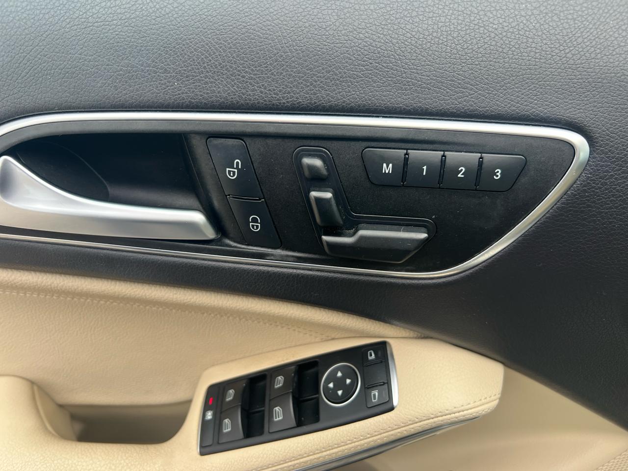 Mercedes-Benz GLA GLA 250 4MATIC SUV 2017