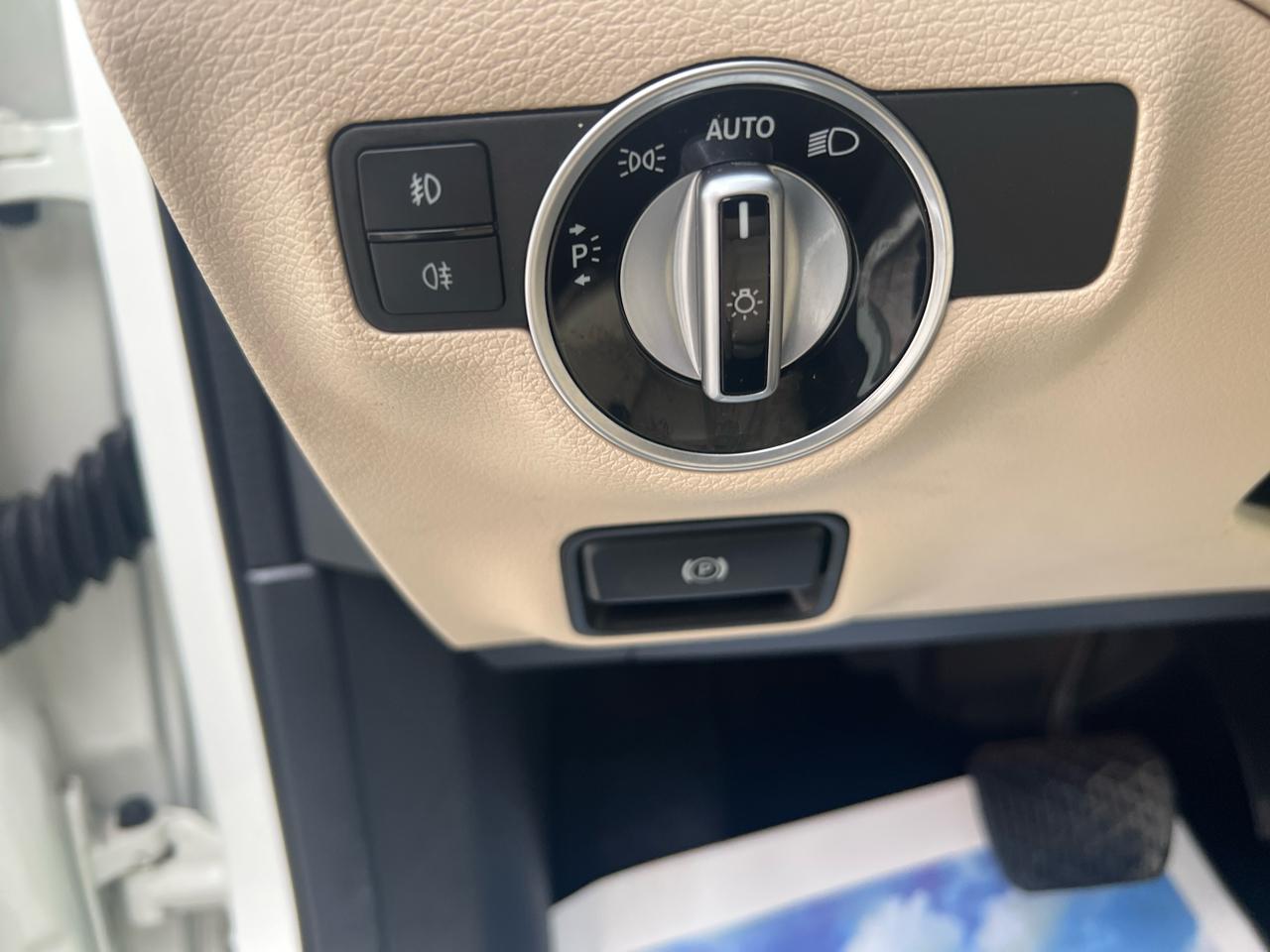 Mercedes-Benz GLA GLA 250 4MATIC SUV 2017