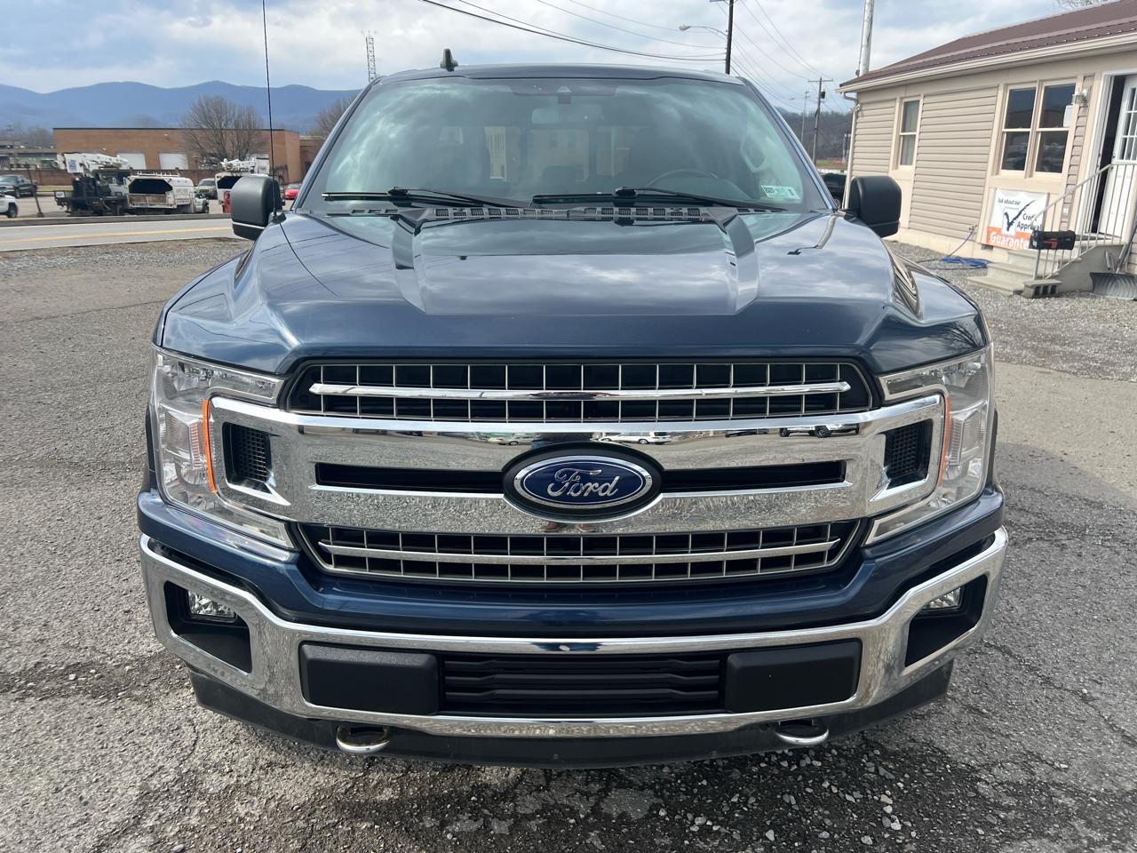 Ford F-150 4WD SuperCab 145" XLT 2020