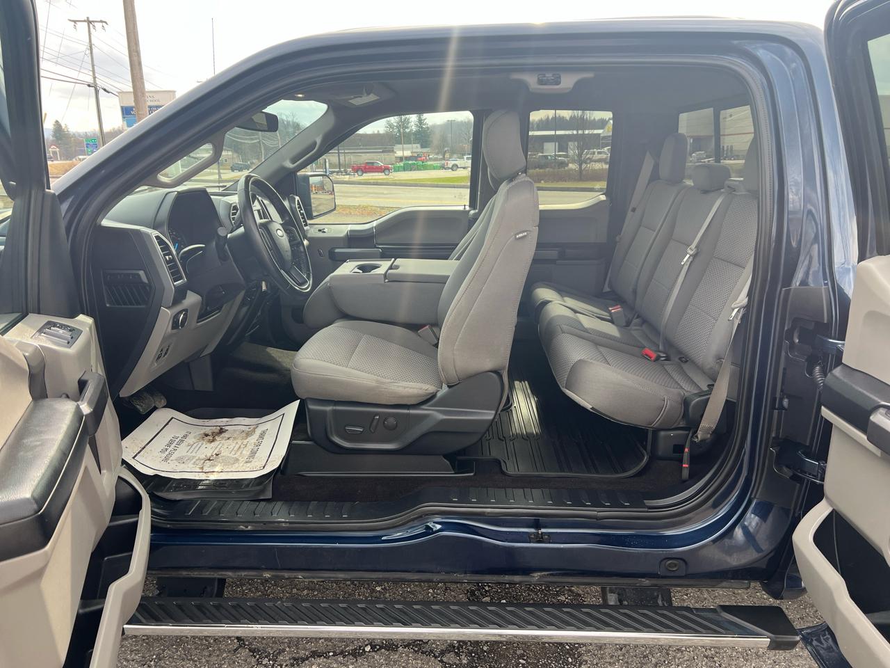 Ford F-150 4WD SuperCab 145" XLT 2020