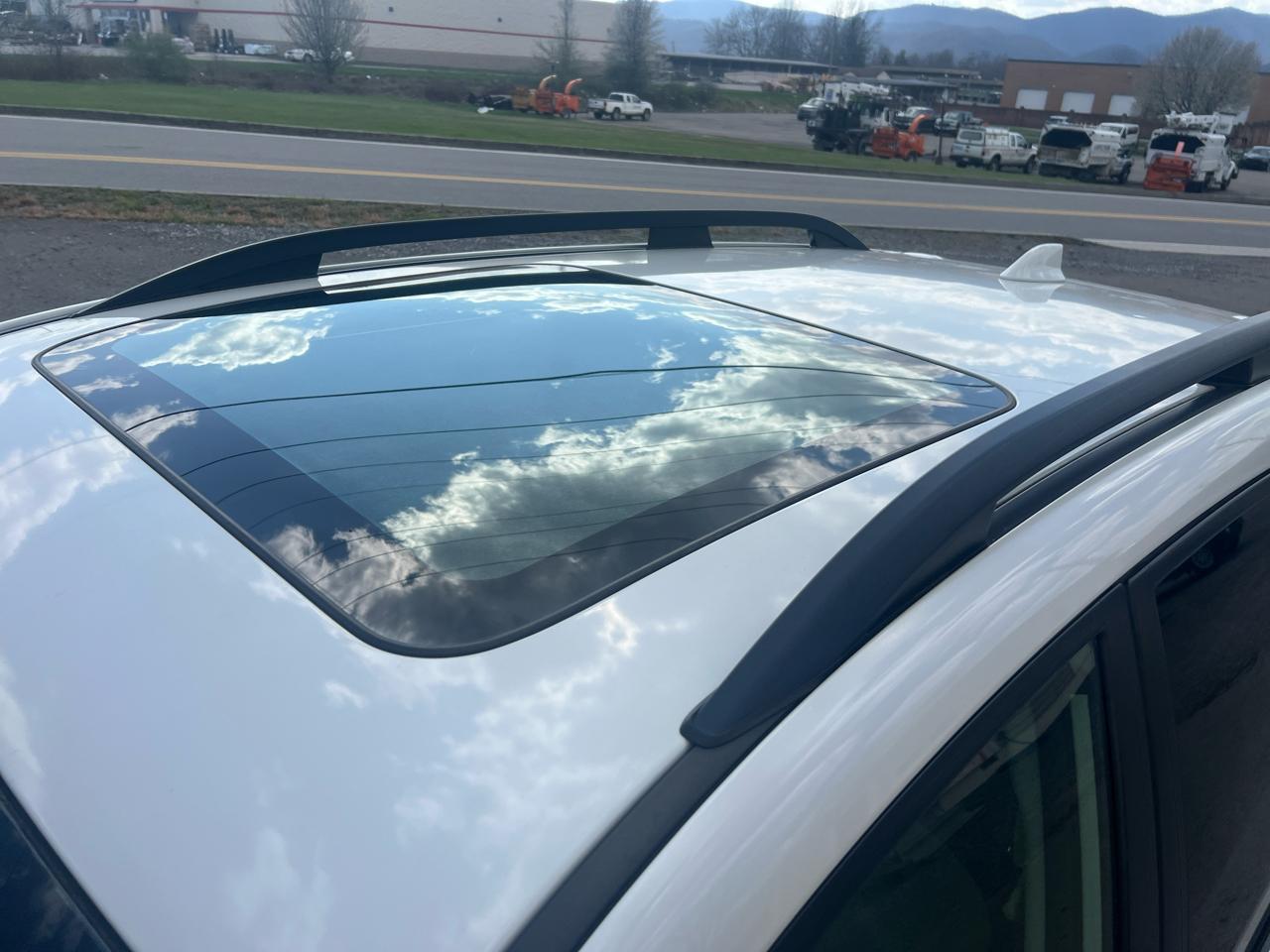 Subaru Forester 2.5i Limited CVT 2017