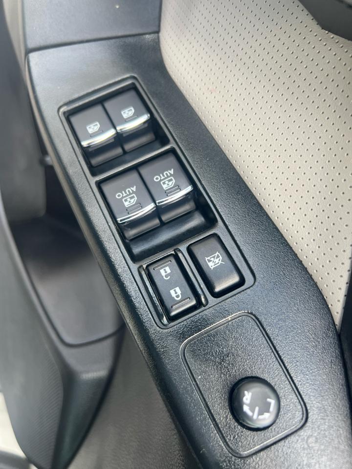 Subaru Forester 2.5i Limited CVT 2017