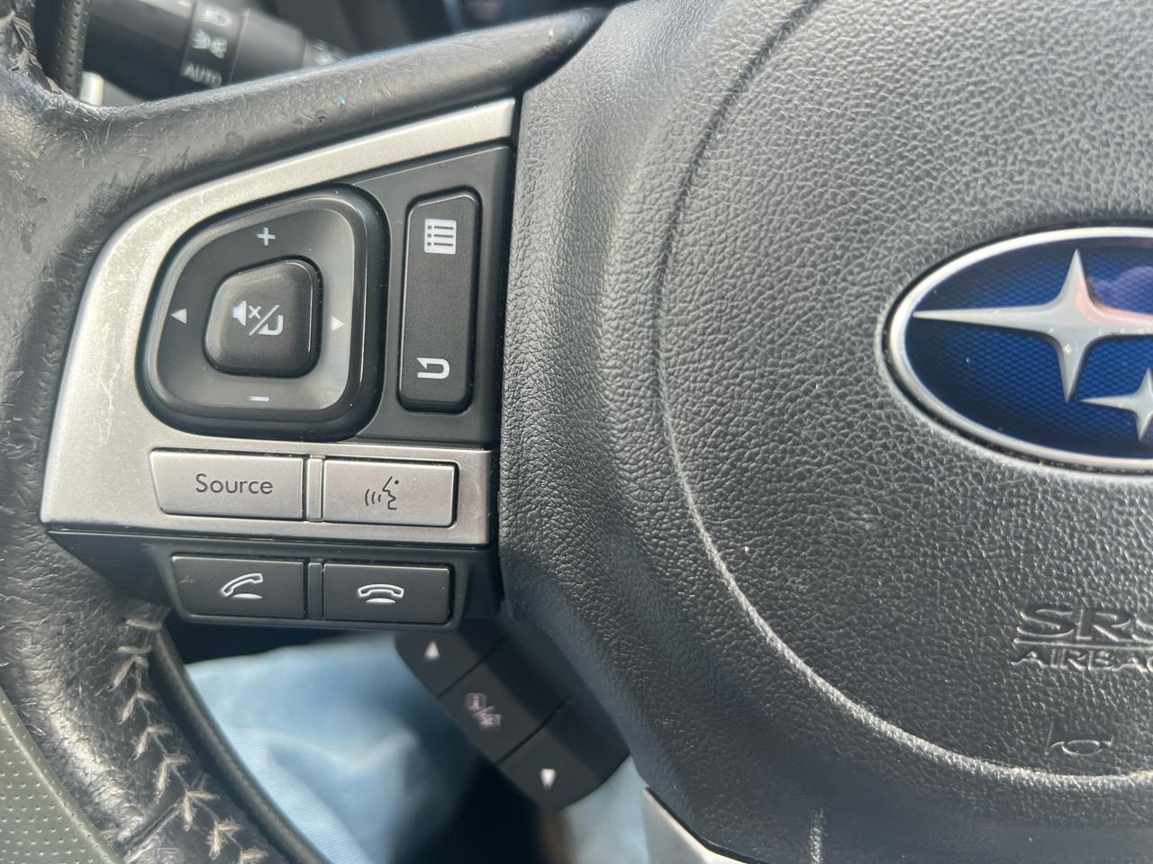 Subaru Forester 2.5i Limited CVT 2017