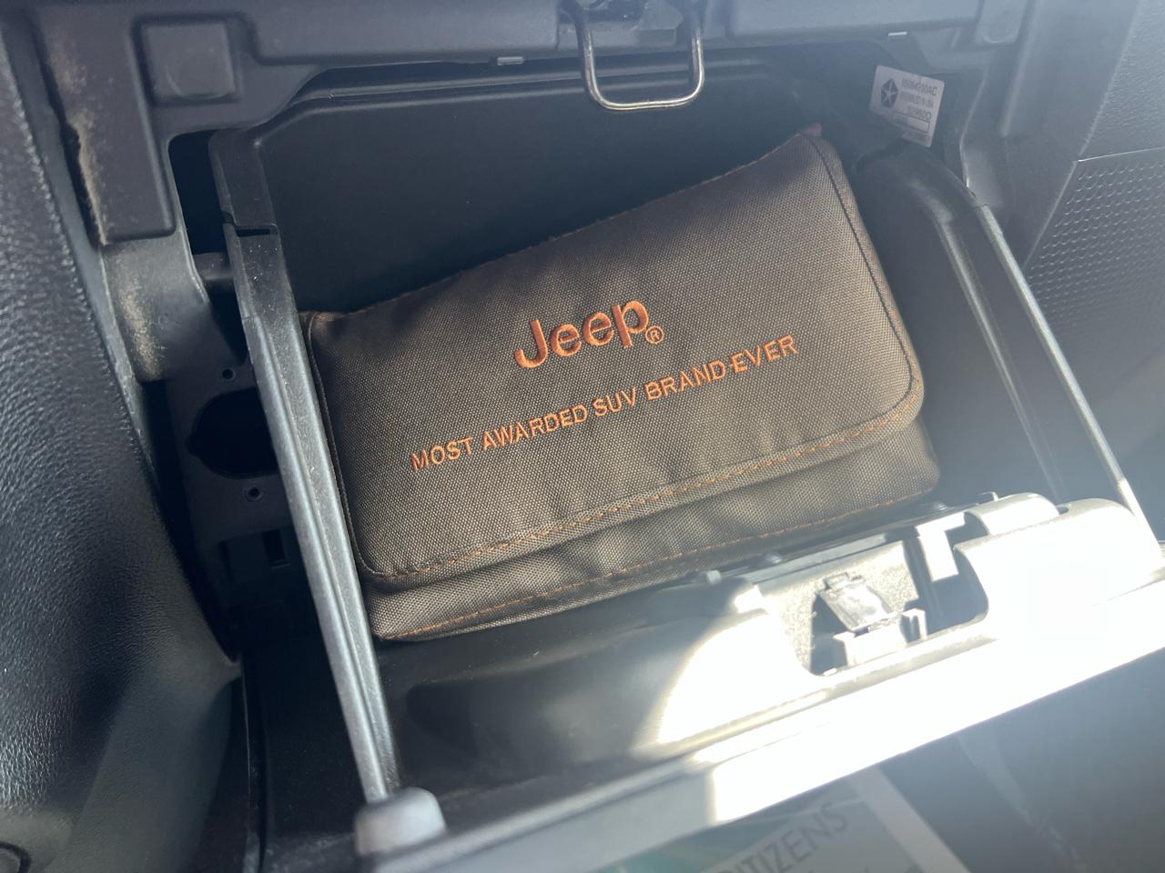 Jeep Wrangler Unlimited 4WD 4dr Sahara 2016