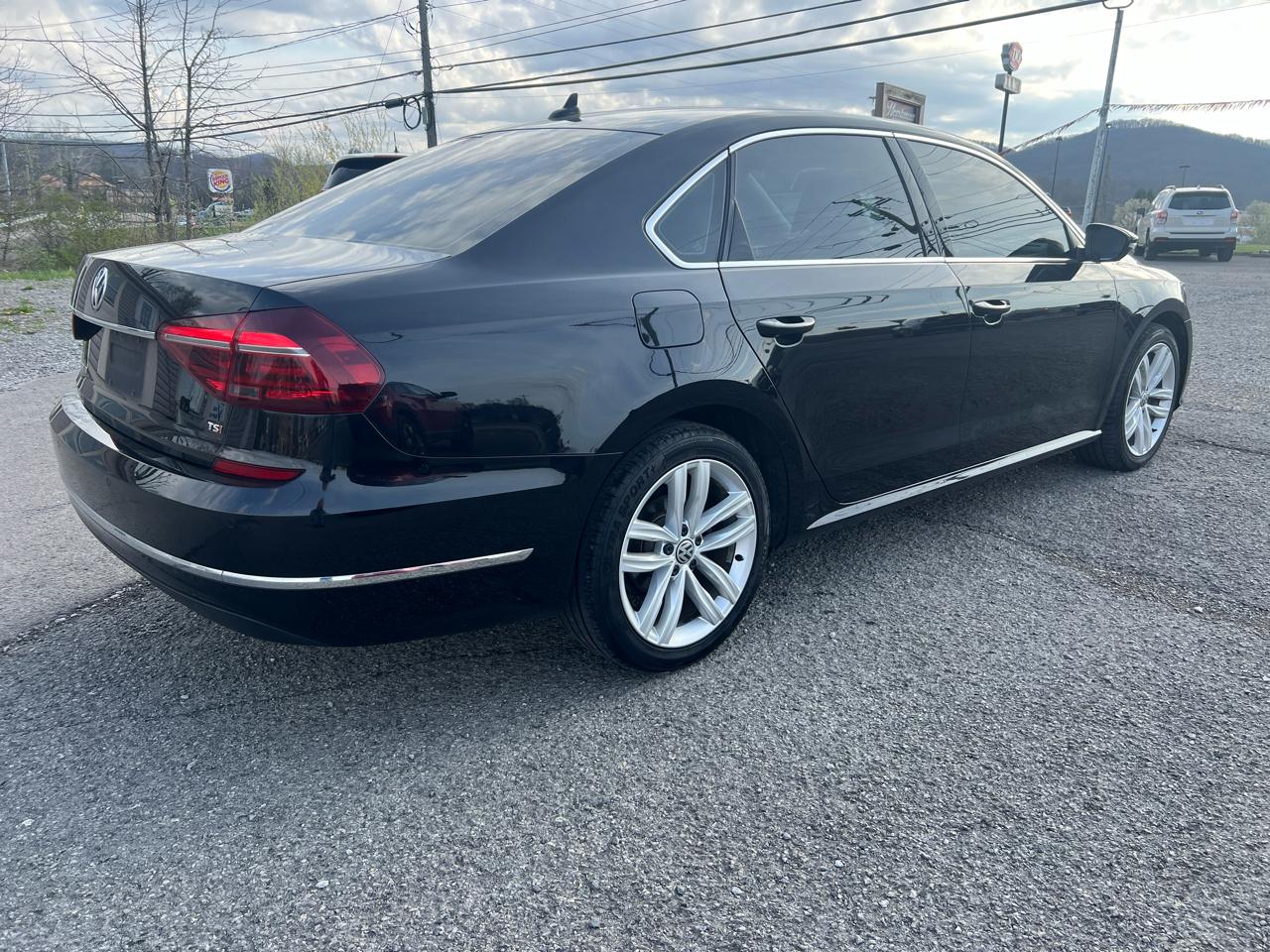 Volkswagen Passat 2.0T SE Auto 2018