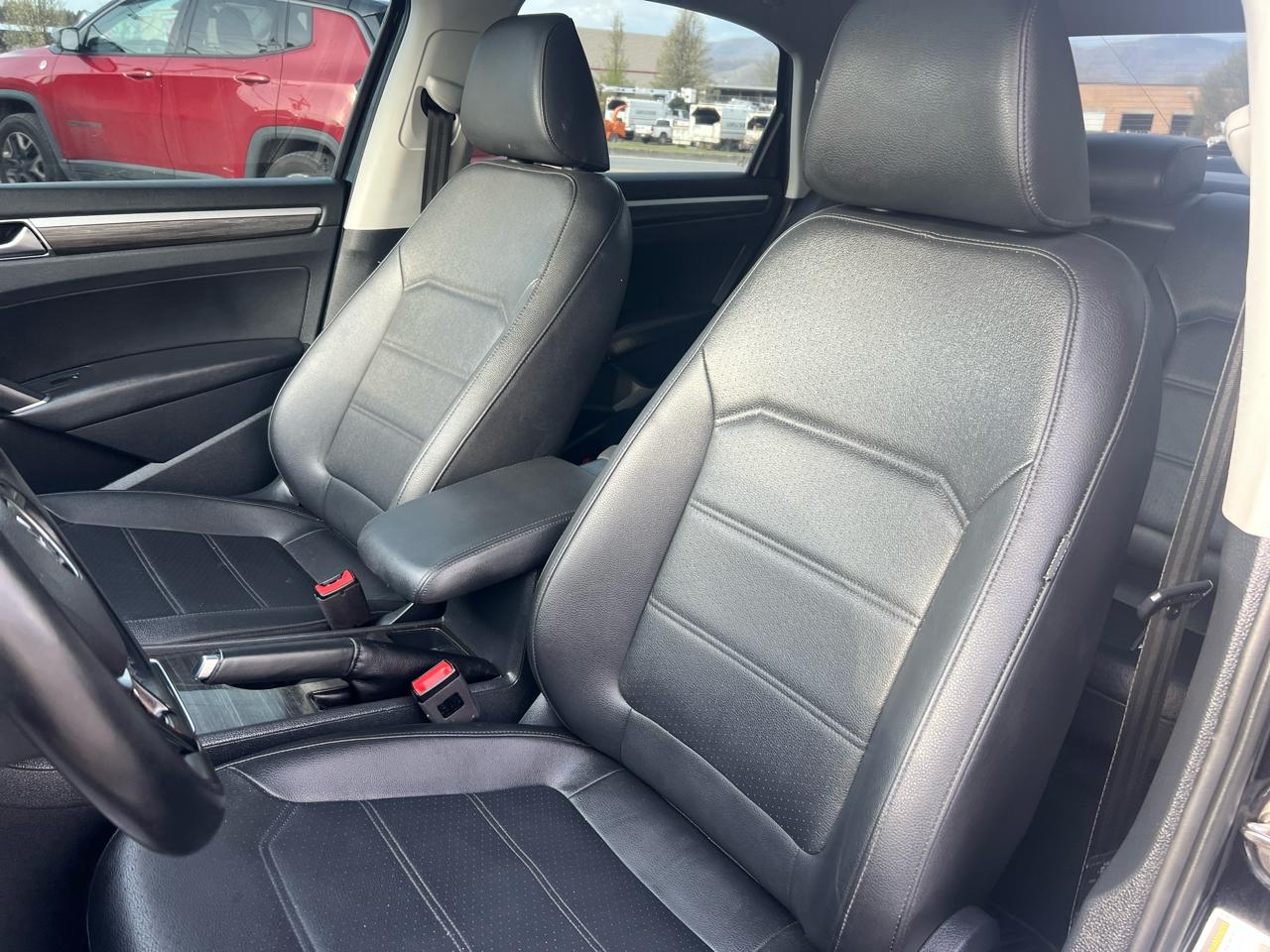 Volkswagen Passat 2.0T SE Auto 2018