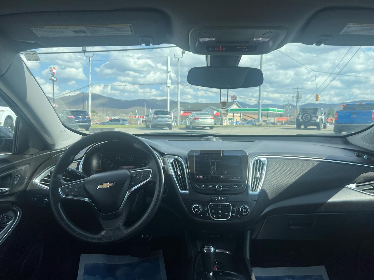 Chevrolet Malibu 4dr Sdn LT 2020