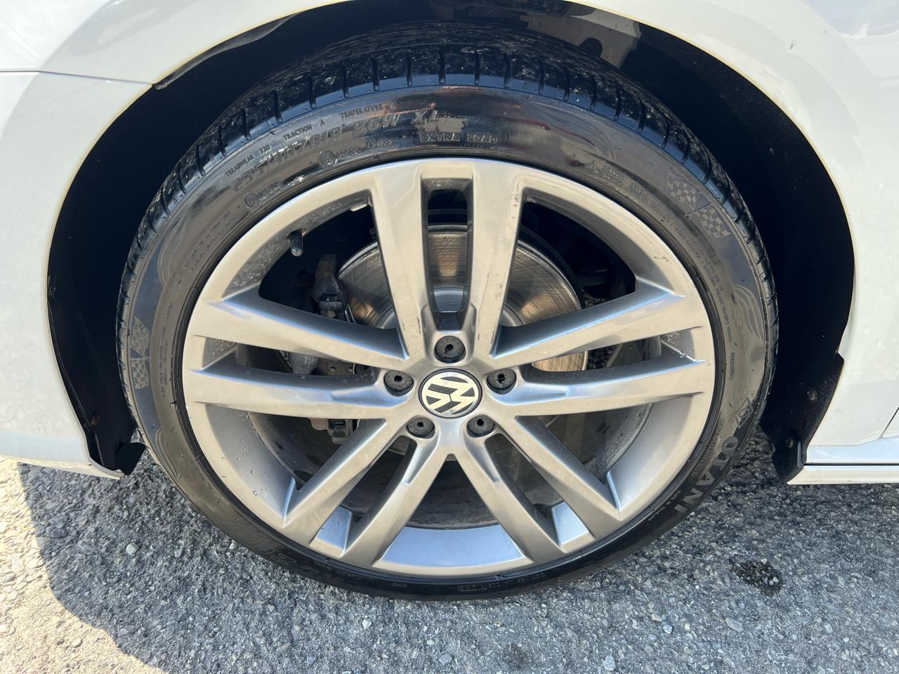 Volkswagen Passat 2.0T R-Line Auto 2018