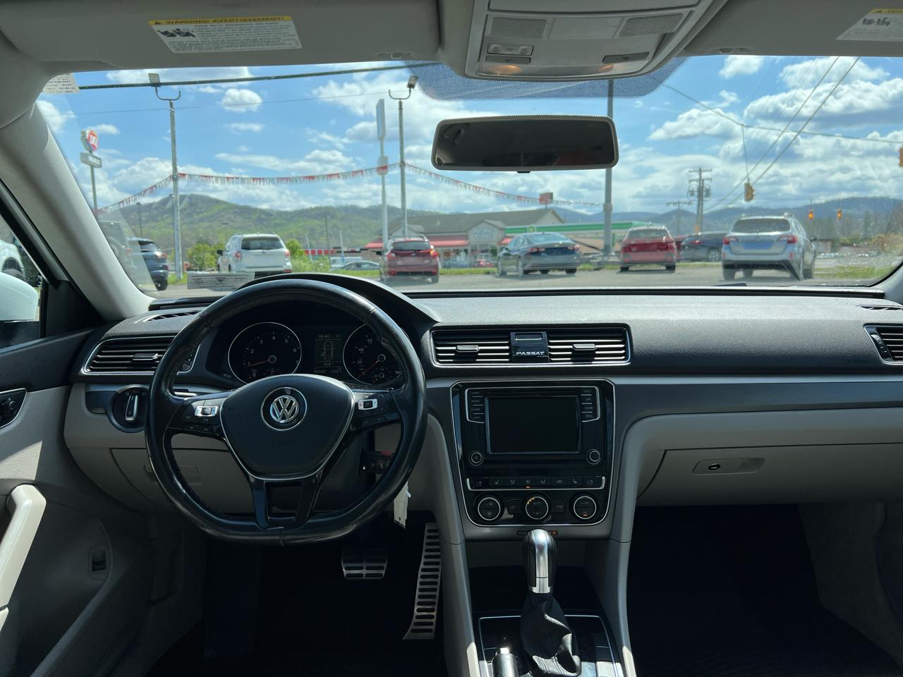 Volkswagen Passat 2.0T R-Line Auto 2018