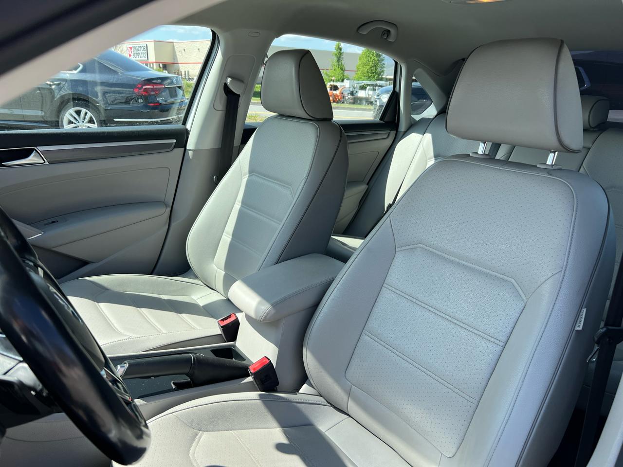 Volkswagen Passat 2.0T R-Line Auto 2018