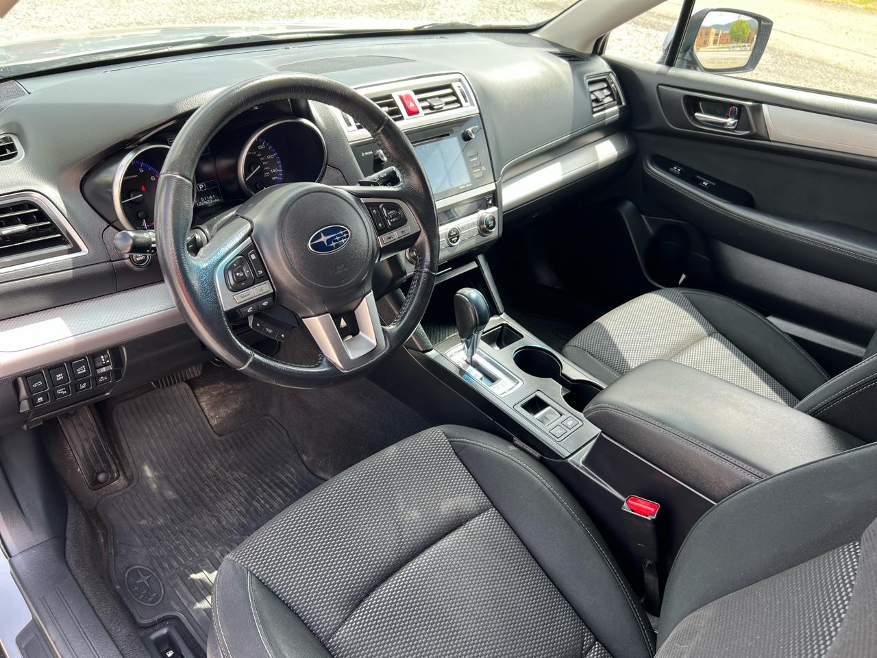 Subaru Outback 2.5i Premium 2017