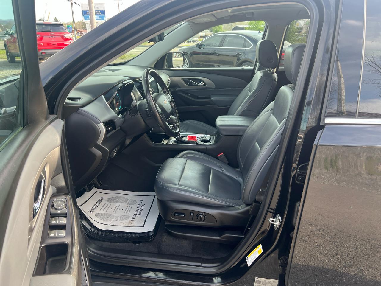 Chevrolet Traverse AWD 4dr LT Leather w/3LT 2019