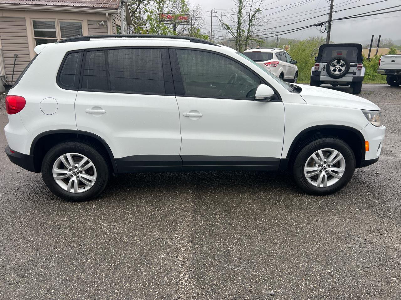 Volkswagen Tiguan 4MOTION 4dr Auto R-Line 2016