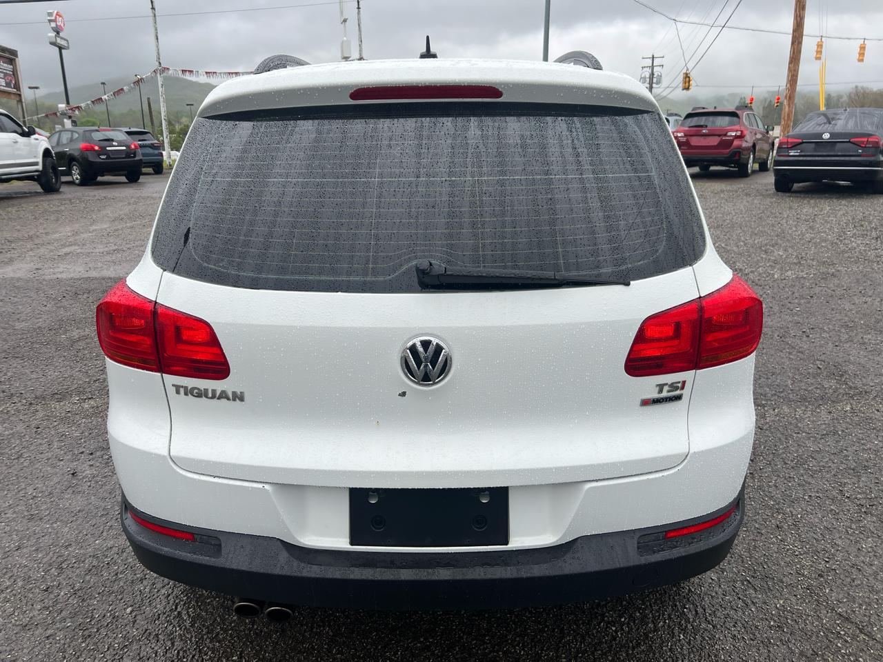 Volkswagen Tiguan 4MOTION 4dr Auto R-Line 2016