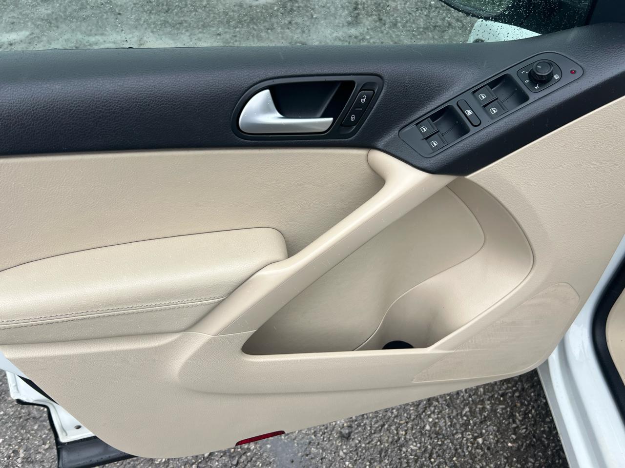 Volkswagen Tiguan 4MOTION 4dr Auto R-Line 2016