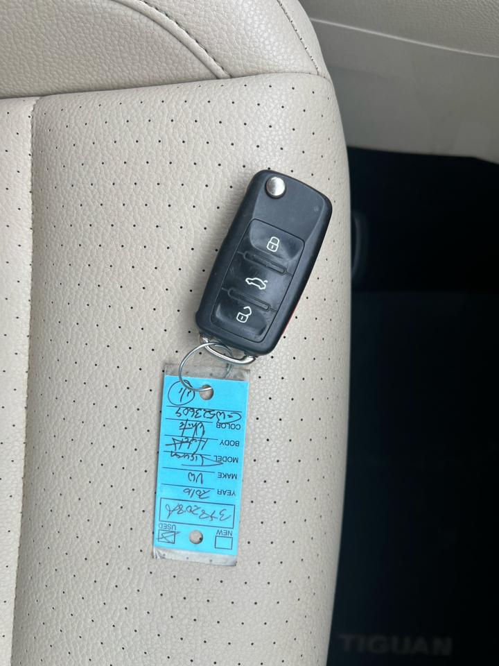 Volkswagen Tiguan 4MOTION 4dr Auto R-Line 2016
