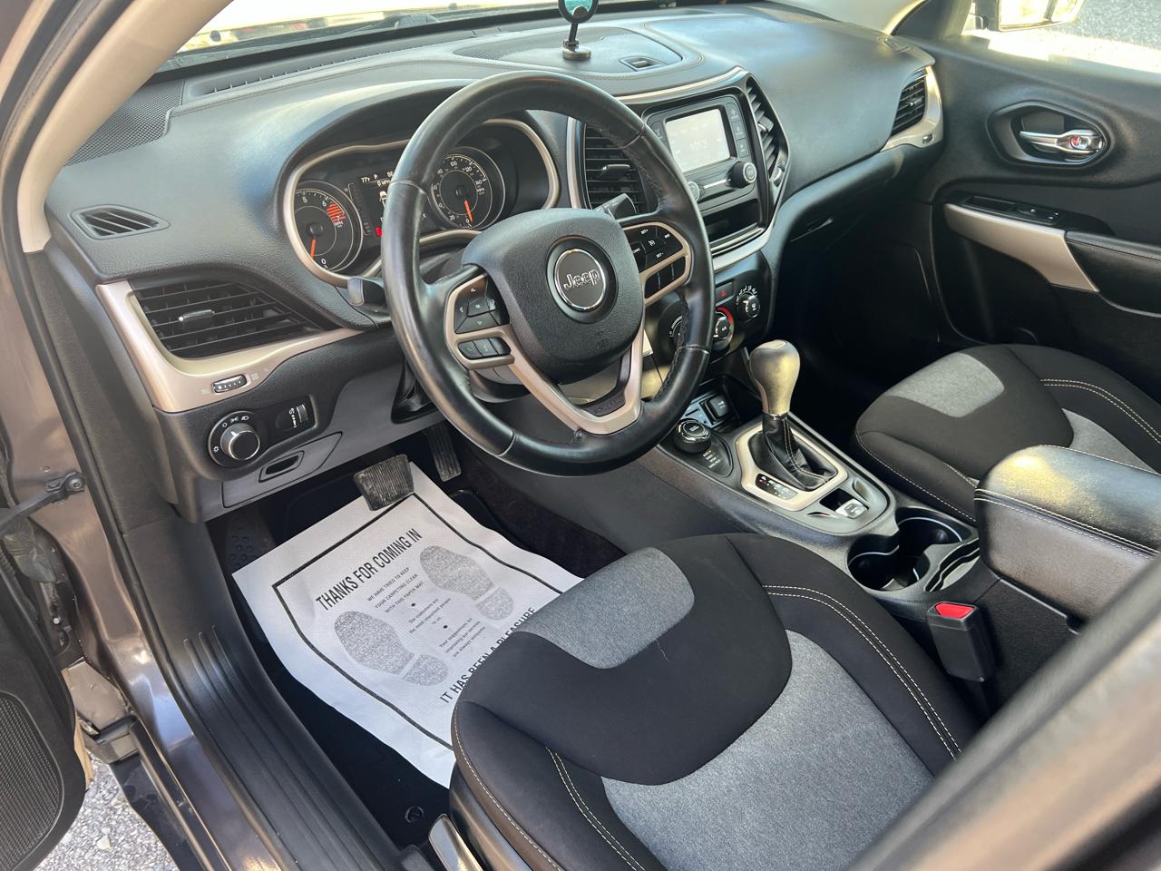 Jeep Cherokee Altitude 4x4 *Ltd Avail* 2017