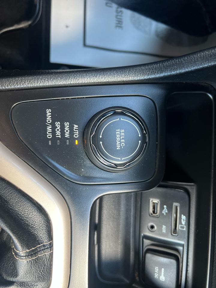 Jeep Cherokee Altitude 4x4 *Ltd Avail* 2017