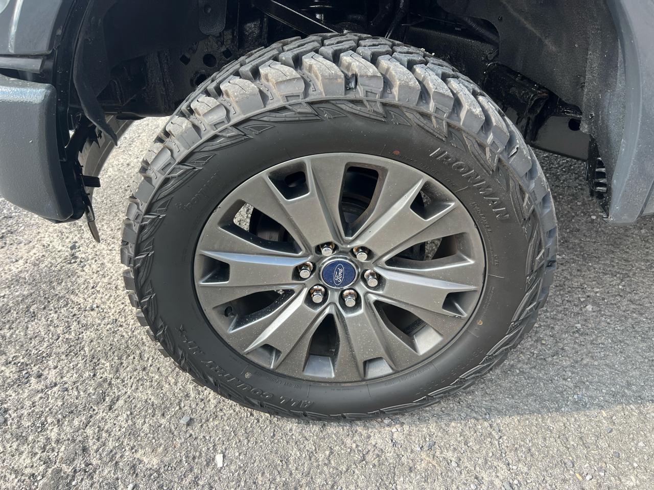 Ford F-150 4WD SuperCrew 145" XLT 2016