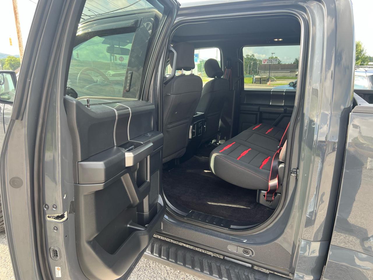 Ford F-150 4WD SuperCrew 145" XLT 2016