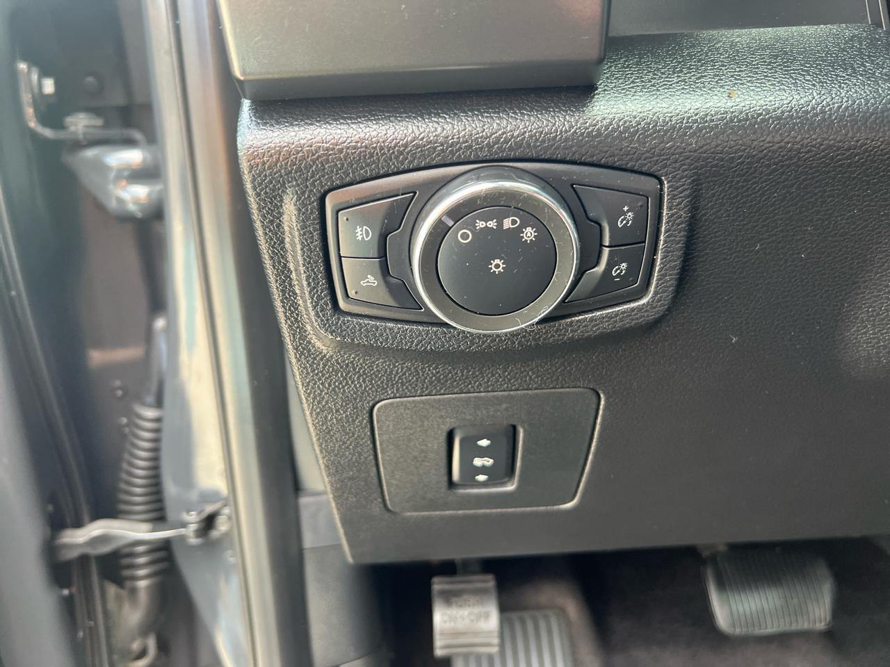 Ford F-150 4WD SuperCrew 145" XLT 2016
