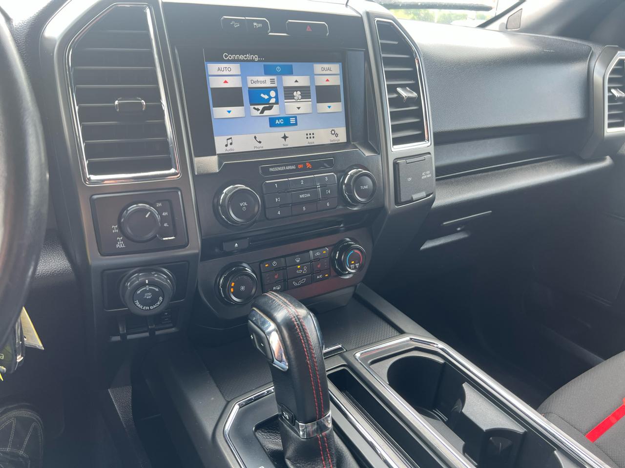 Ford F-150 4WD SuperCrew 145" XLT 2016