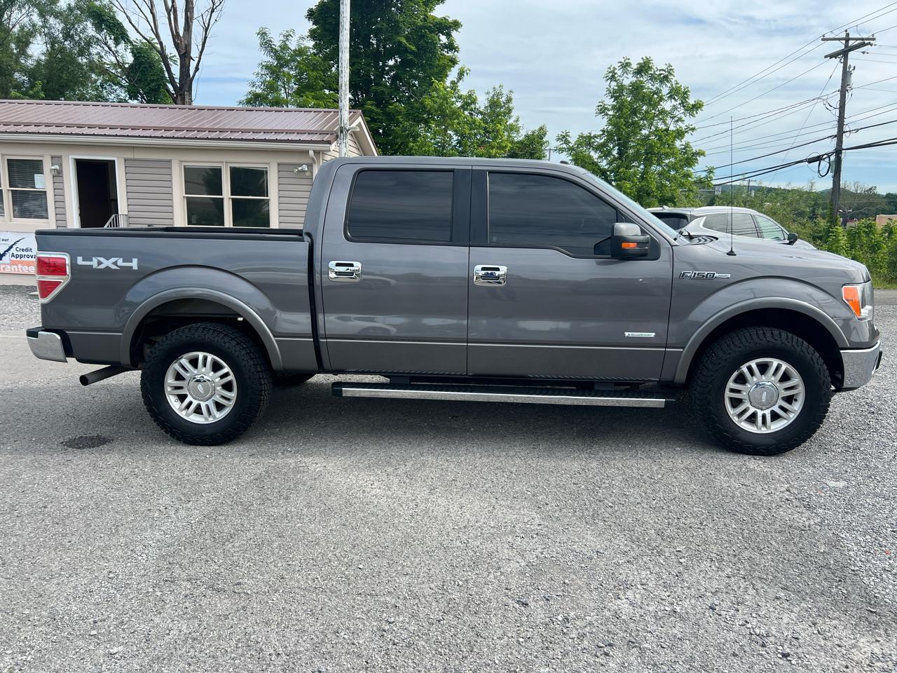 Ford F-150 4WD SuperCrew 145" Lariat 2013