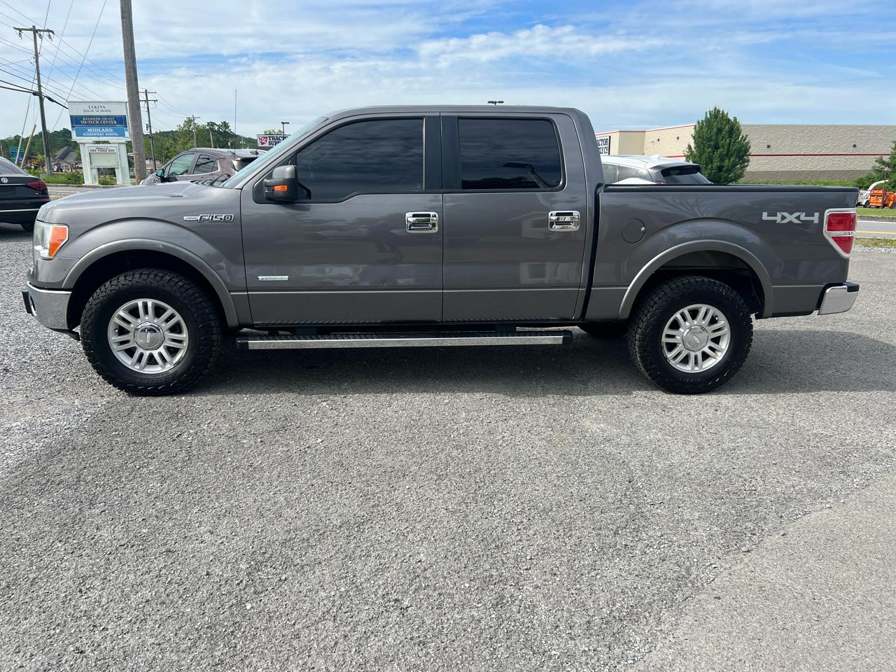 Ford F-150 4WD SuperCrew 145" Lariat 2013