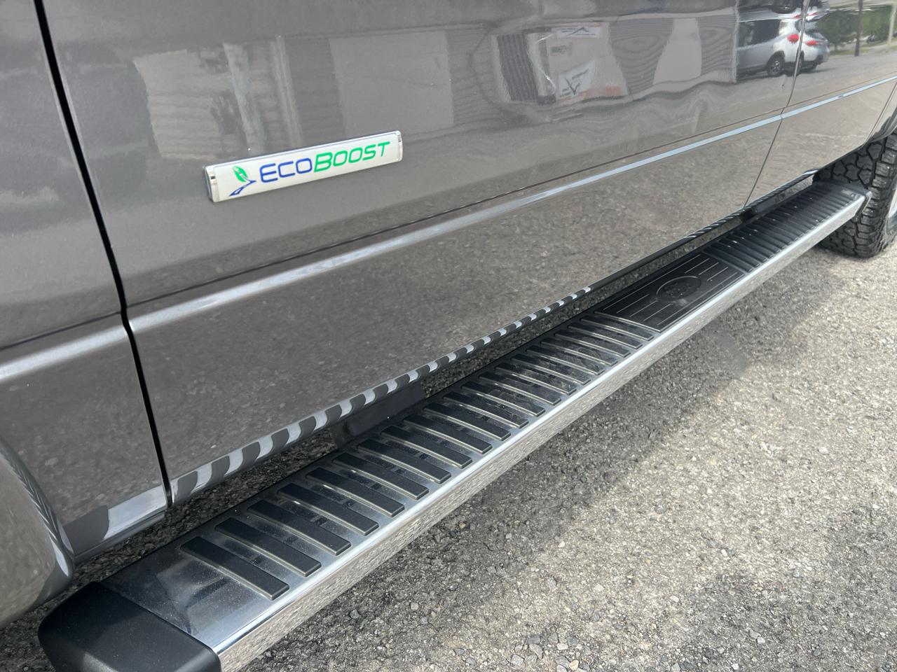 Ford F-150 4WD SuperCrew 145" Lariat 2013