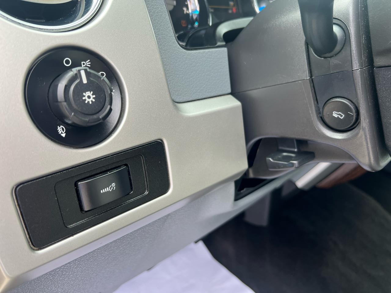 Ford F-150 4WD SuperCrew 145" Lariat 2013