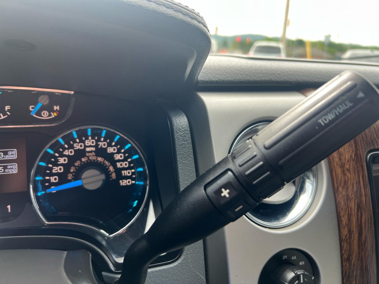 Ford F-150 4WD SuperCrew 145" Lariat 2013