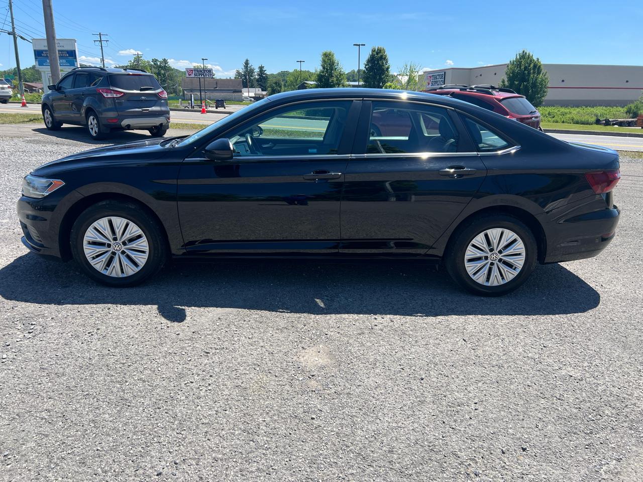 Volkswagen Jetta S 4D Sedan 2020