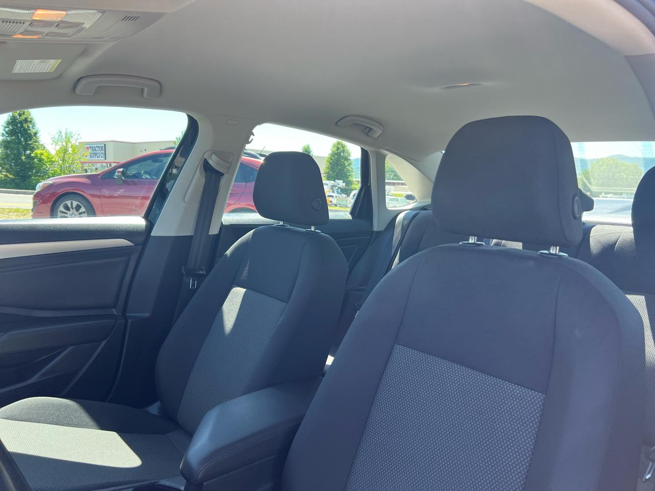 Volkswagen Jetta S 4D Sedan 2020