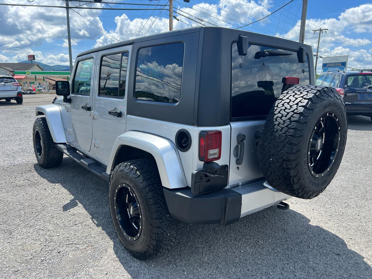 Jeep Wrangler 4WD 4dr Unlimited Sahara 2008
